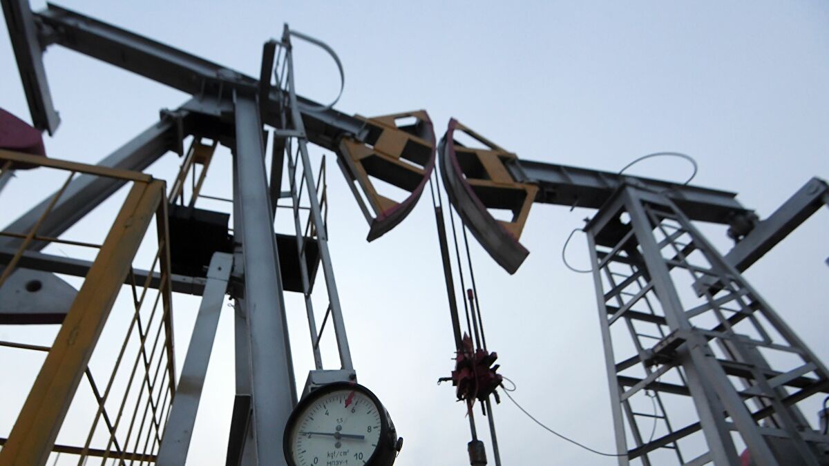 Suudi Arabistan ve Rusya, petrol piyasalarının istikrarına olan bağlılıklarını yeniledi